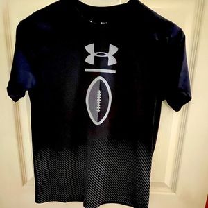 UNDER ARMOUR YOUTH LARGE BLACK FOOTBALL SHIRT HEAT GEAR  LOOSE FIT